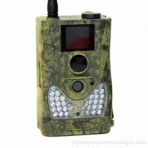 8MP GSM/GPRS infrared-triggered remote camera with 1.7-inch color display